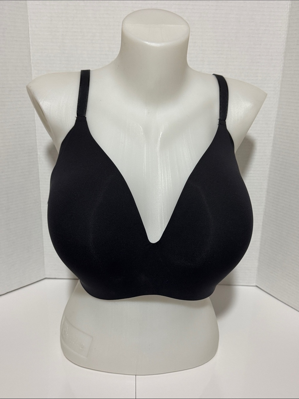 EUC Knix Wingwomen Bra as 8+ black